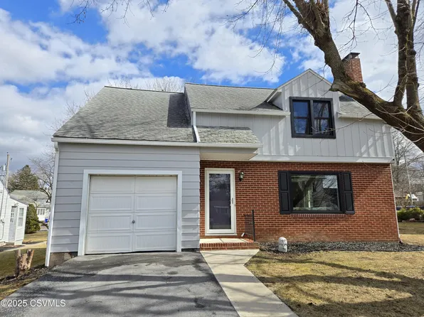 220 S 15th St, Lewisburg, PA 17837