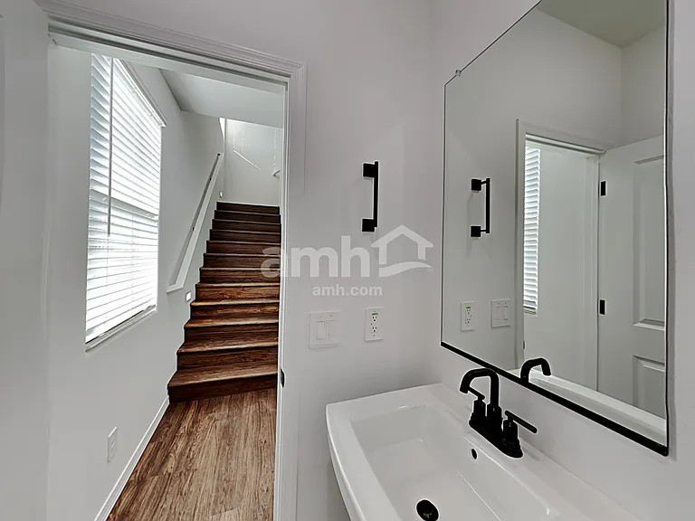 795 S 150th Dr — Photo 8