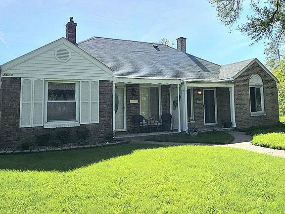 2nd image of 7608 Manor Ave