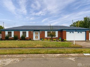 824 Dalewood Pl, Dayton, OH 45426