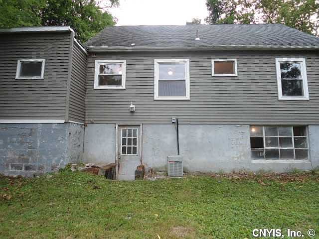 1st image of 302 Washington Blvd