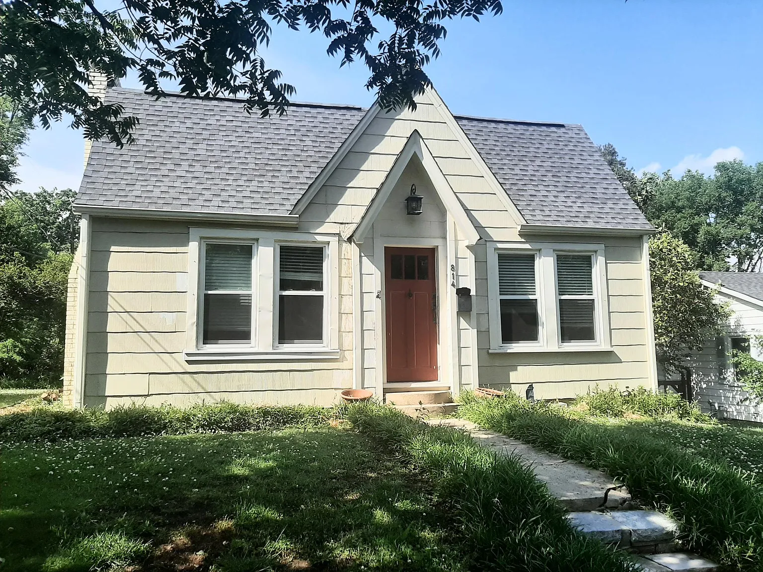 2 bed, $1,850 — Photo 2