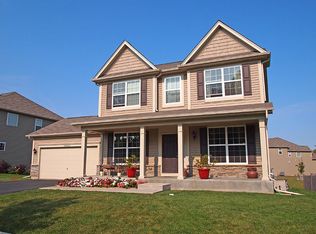 6N520 Valley Cir, St Charles, IL 60174