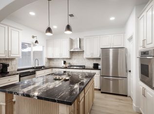 1512 Sugarleaf Ridge Dr, Bakersfield, CA 93311