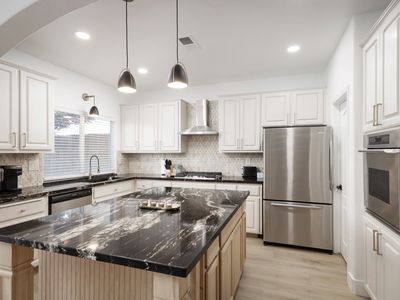 1512 Sugarleaf Ridge Dr, Bakersfield, CA, 93311