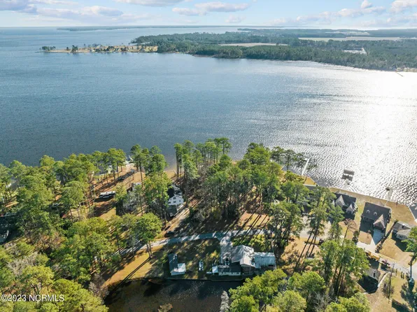 17 & 18 Pungo View Road, Belhaven, NC 27810