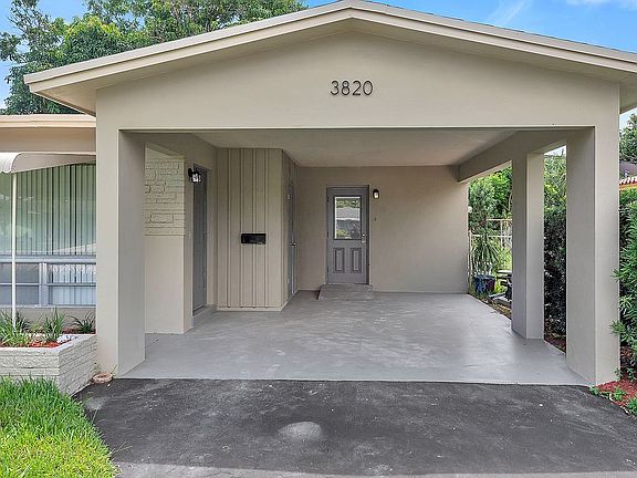 3rd image of 3820 NW 6th Pl