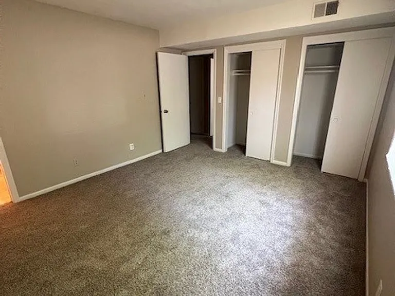 Citadel Apartments — Photo 48