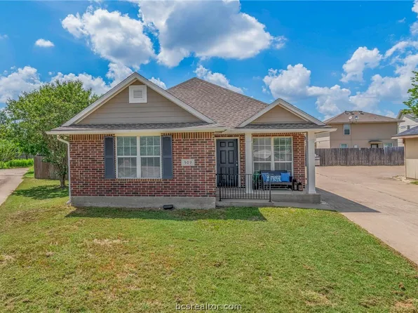 509 Camp Ct, College Station, TX 77840
