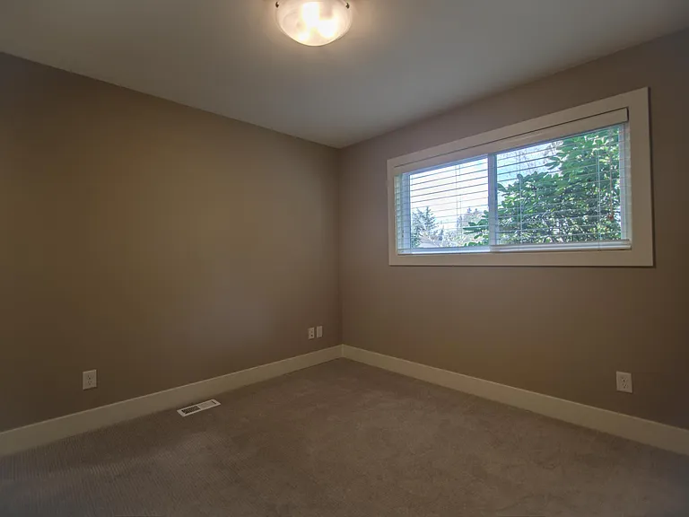 12980 NW Westlawn Ter — Photo 33