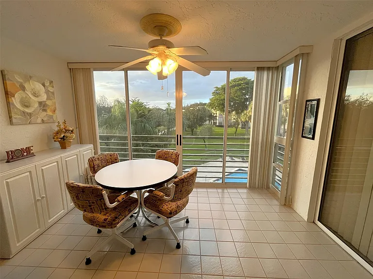 9501 Seagrape Dr #305 — Photo 24