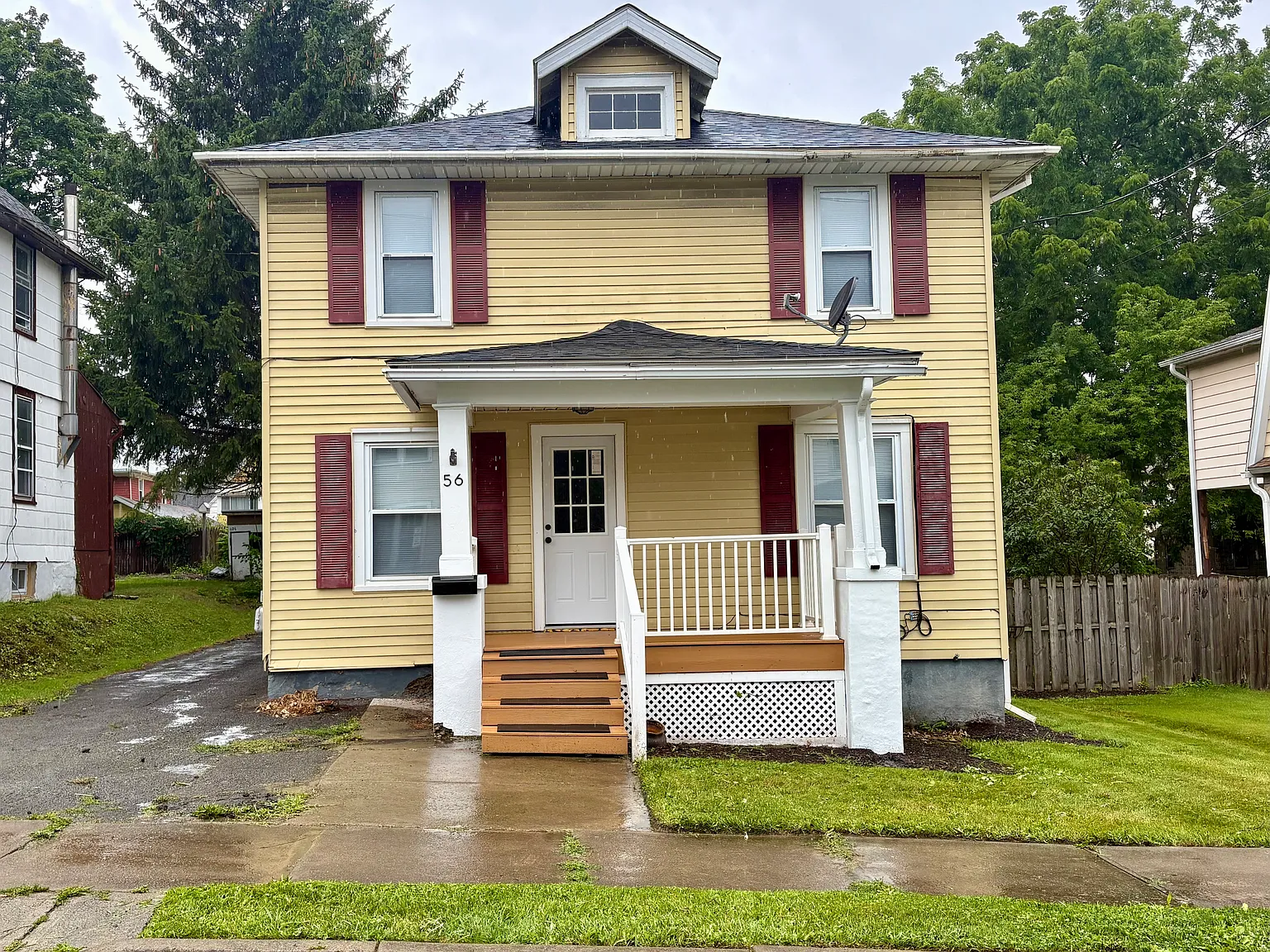 3 bed, 1100 sqft, $2,000 — Photo 1