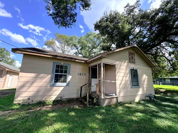1875 Wescalder Rd, Beaumont, TX 77707