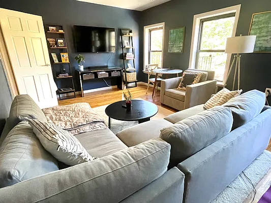 Rented by Nest Seekers International | media 1