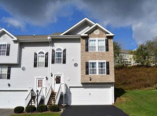 2110 Shawnee Dr, Washington, PA 15301