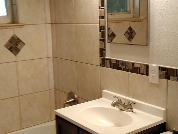 5th image of 1687 S Zenobia Way