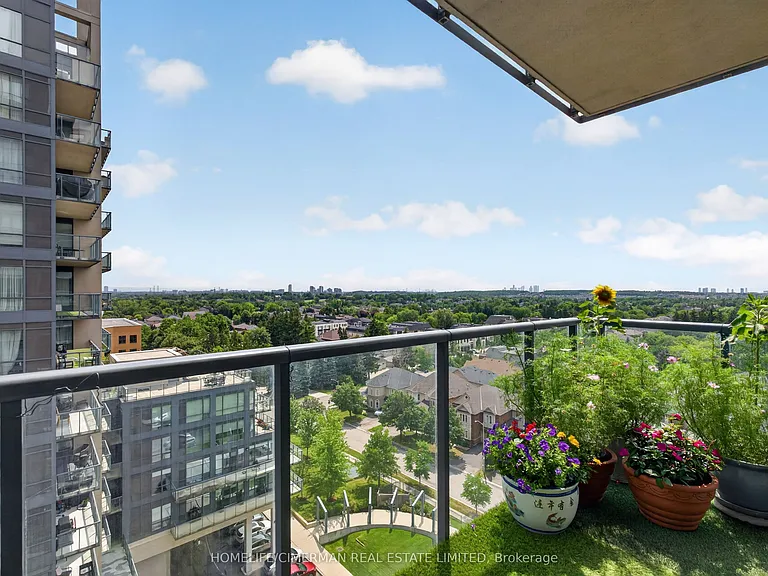 9090 Yonge St #1010 — Photo 19