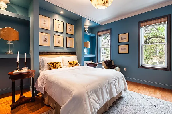 Sold by Compass | media 5