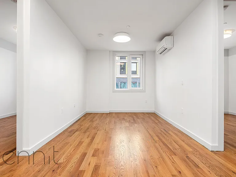 774 Lexington Ave #1A — Photo 6