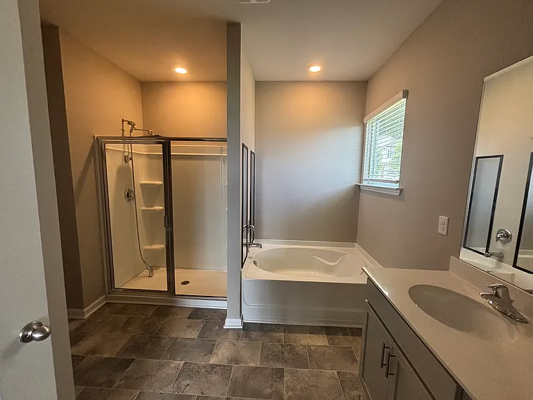 1438 Renoir Ct — Photo 11