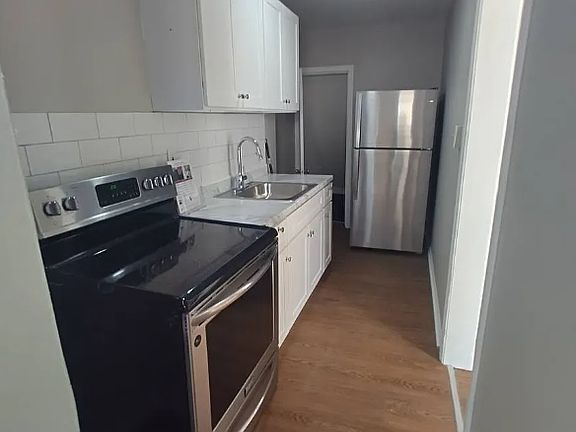 4th image of 342X Ravenwood Ave