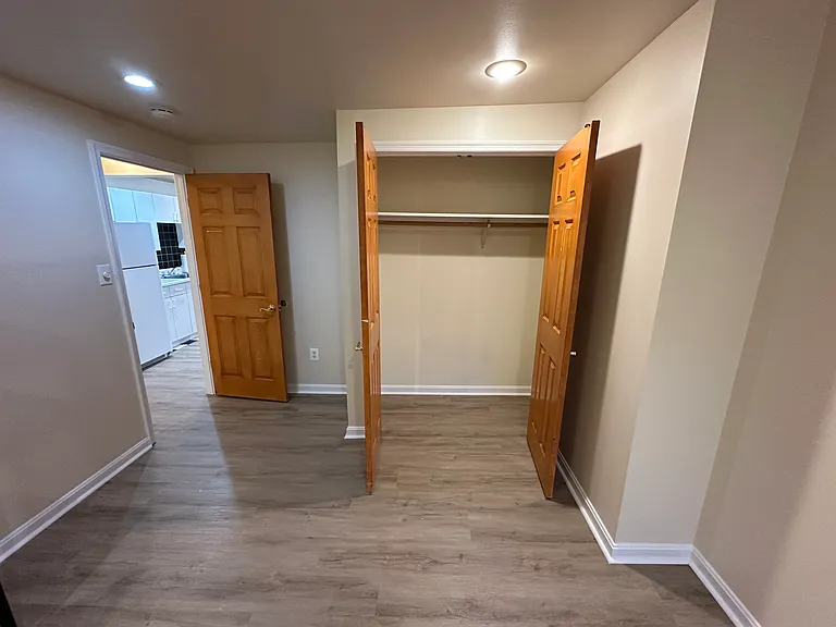2110 Fleet St #B — Photo 8