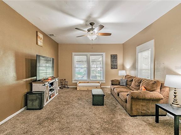 5th image of 3204 E Trapnell Rd
