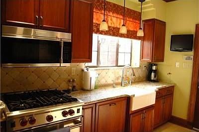 2nd image of 4211 Virginia Ave SE