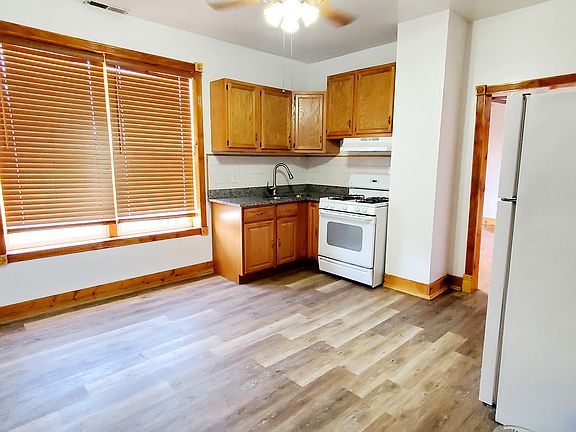 2nd image of 2212 White Oak Ave #2