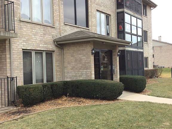 2nd image of 13950 Lavergne Ave #904