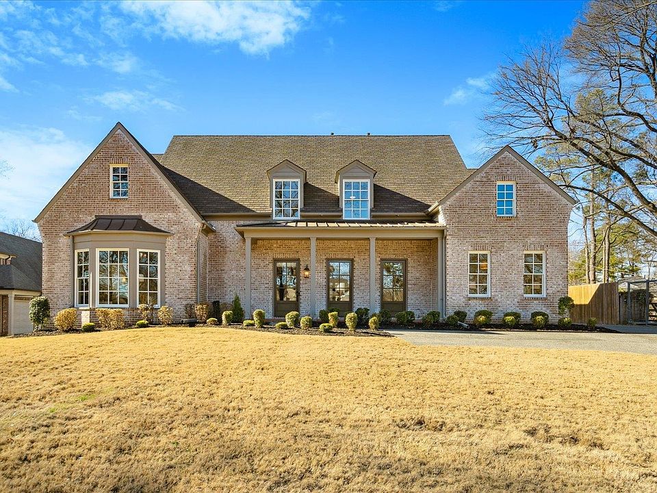 1st image of 465 Saint Nick Dr