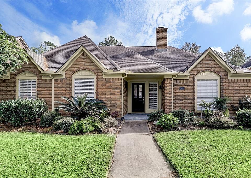1st image of 7114 Palisades Heights Dr