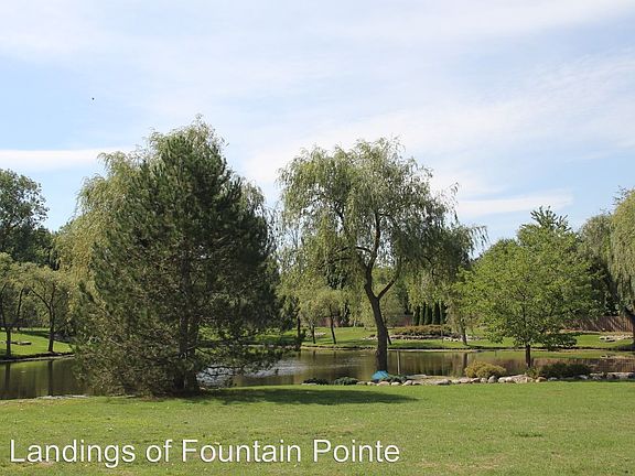 3rd image of 6069 Fountain Pointe APT 06