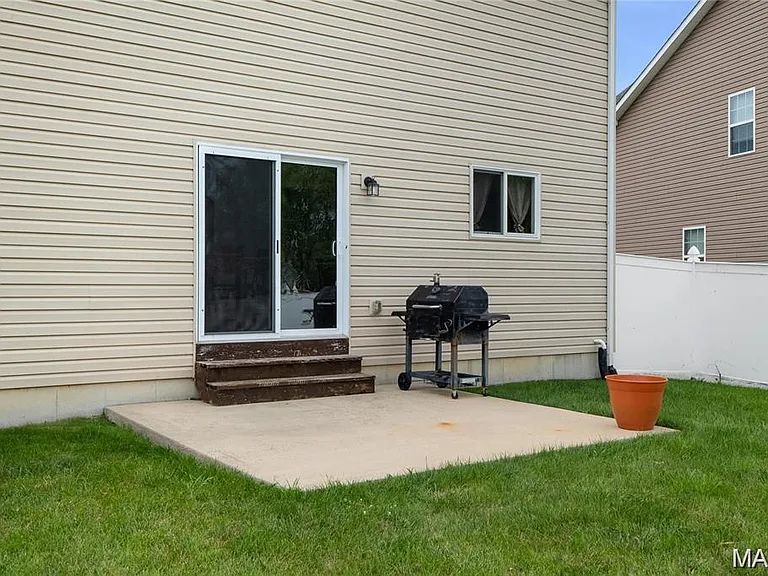 1120 Gulfstream Way — Photo 35