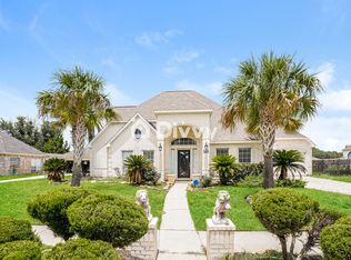 6902 Crystal Point Dr, Katy, TX 77449