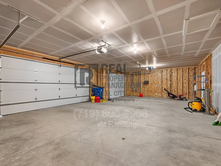 1886 E Jerrian Ln — Photo 41