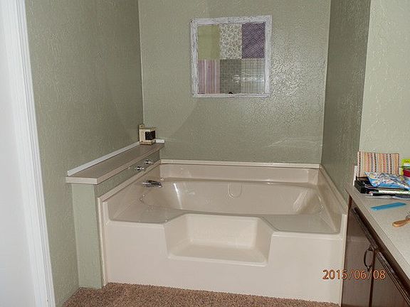 3rd image of 1007 NW Avenue K