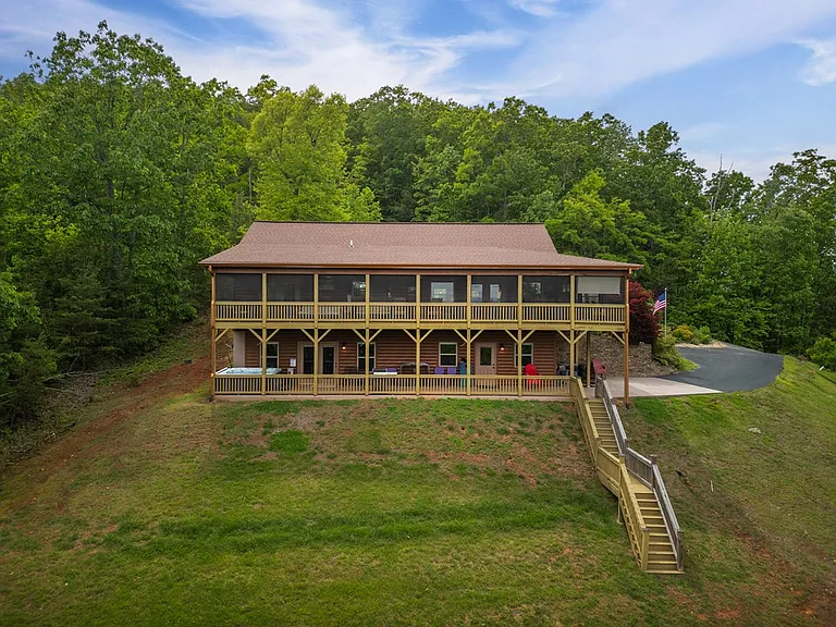 693 Knights Gap — Photo 2