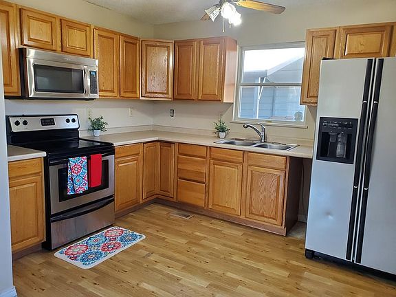 4th image of 1354 McKinley Ave