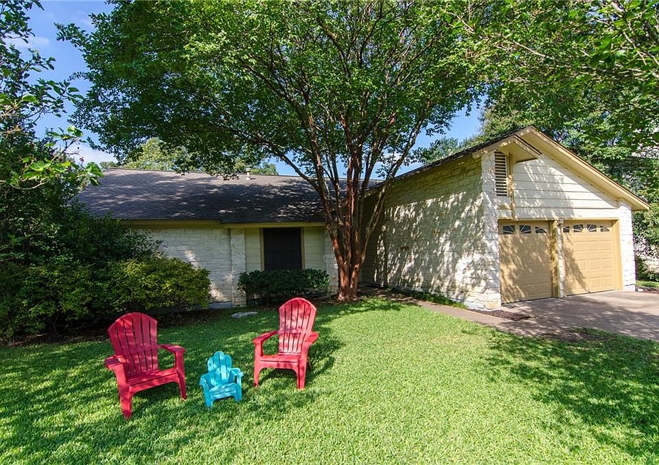 1st image of 2706 Quanah Dr
