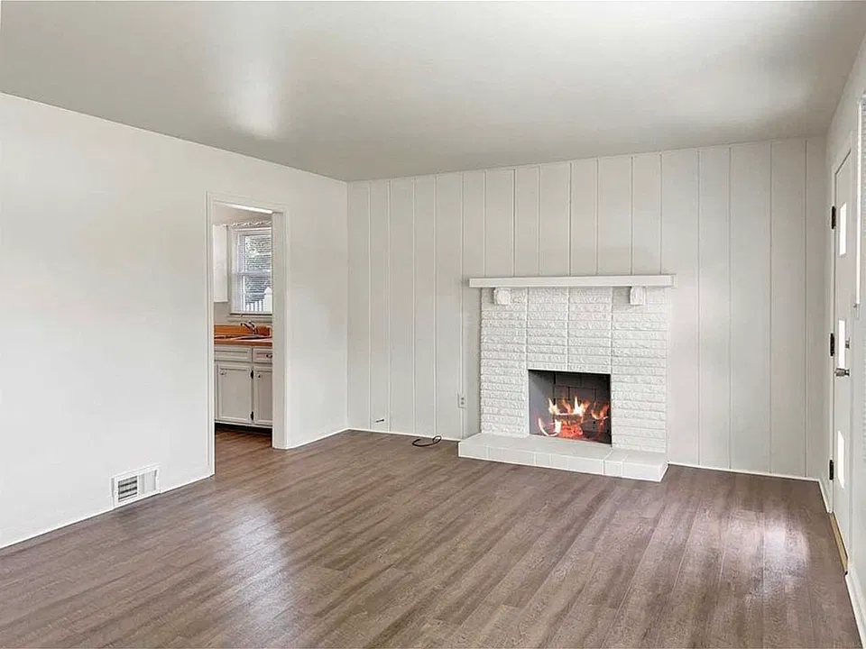 936 Irvin Ave