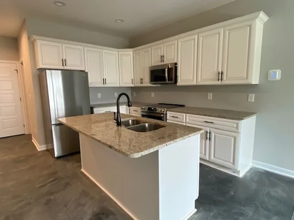 225 New Town Rd, Watertown, TN 37184