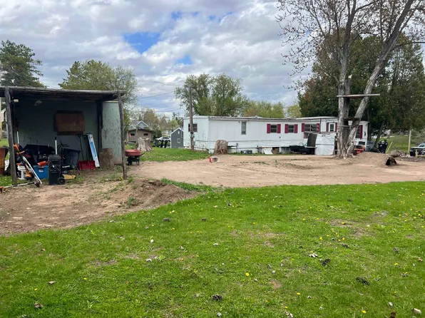 159 Birch Ave, Oconto Falls, WI 54154