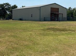 17300 Sandy Hill Ln, McLoud, OK 74851