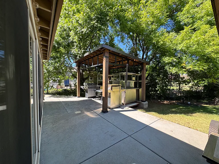 2965 Boeing Rd — Photo 23