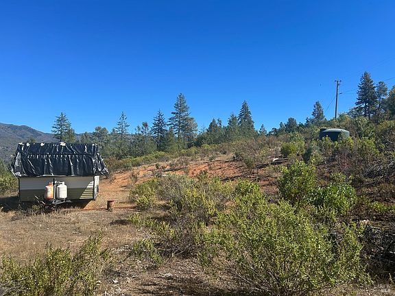 2nd image of 1725 Clover Valley Road
