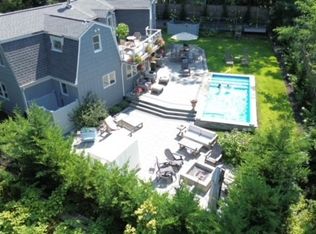 8 Pringle Rd, Miller Place, NY 11764