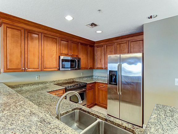 5th image of 1478 Riverplace Blvd APT 1403