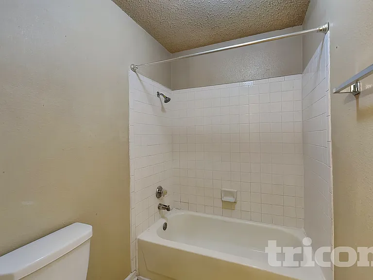 7511 Micron Dr — Photo 11