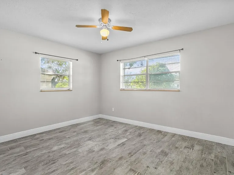405 Poinciana Cir #1 — Photo 9